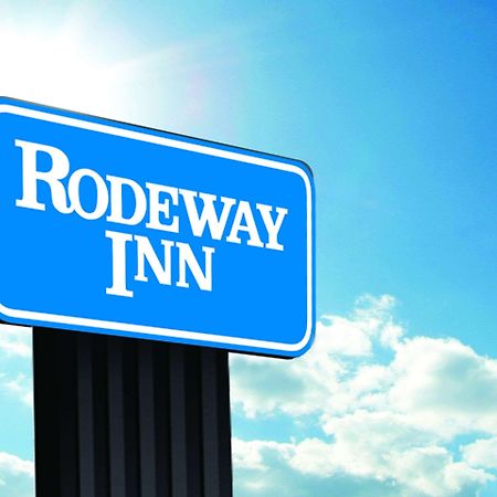 Rodeway Inn Pittsfield Buitenkant foto
