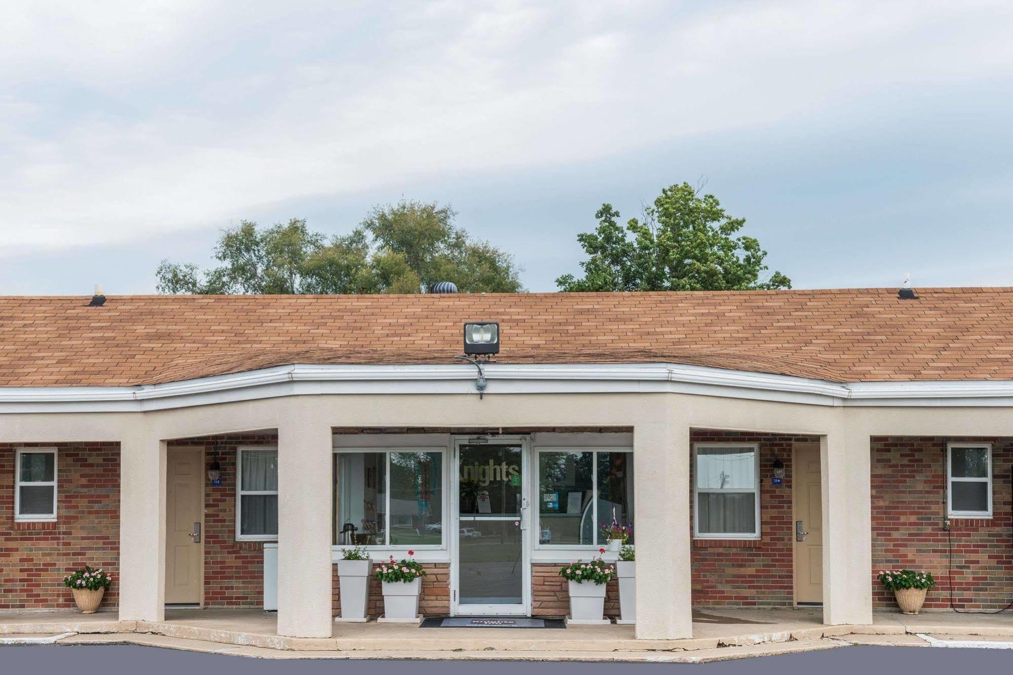 Rodeway Inn Pittsfield Buitenkant foto